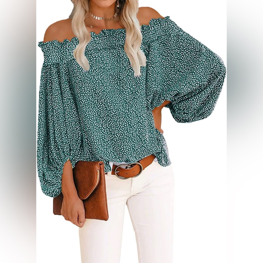 Like New Off Shoulder Top